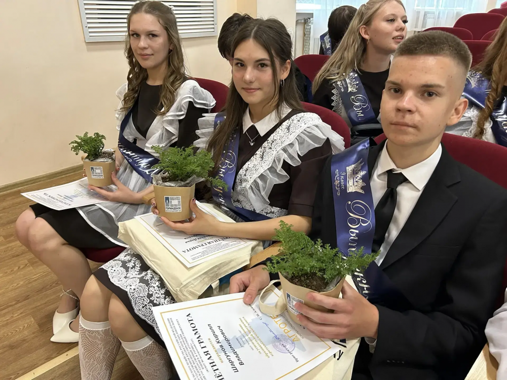 Последний звонок для агроклассов Бехтеевской школы!
